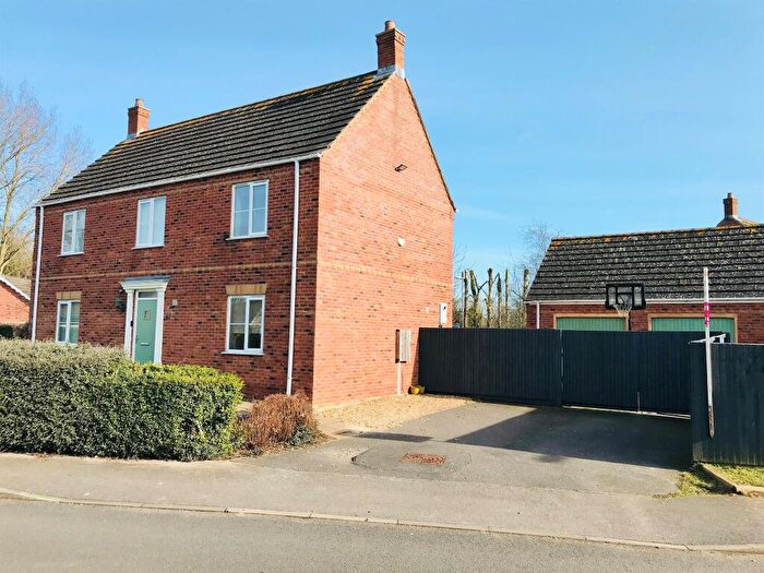4 Bedroom Detached House For Sale In Kiln Drive, Tydd St. Mary, Wisbech, PE13