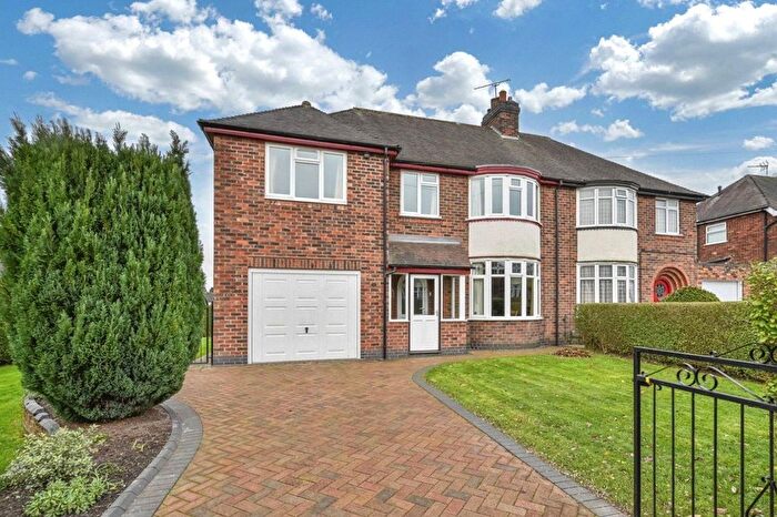 4 Bedroom Semi-Detached House For Sale In Kingsley Road, Stafford, Staffordshire, ST17