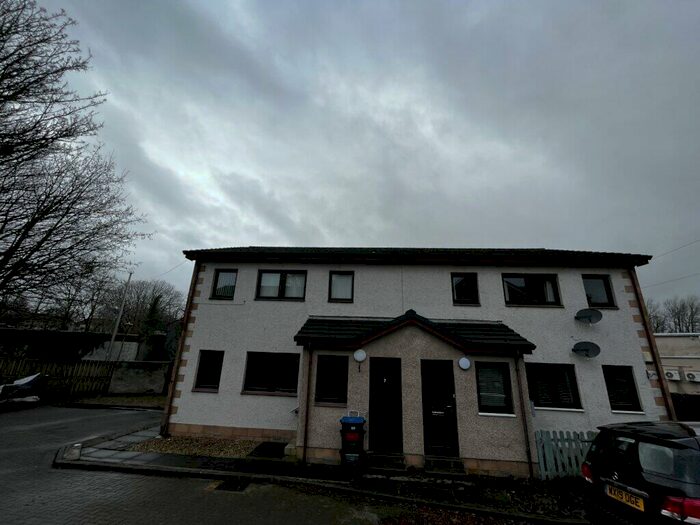 2 Bedroom Flat To Rent In Moodie Court Kilmarnock, KA1