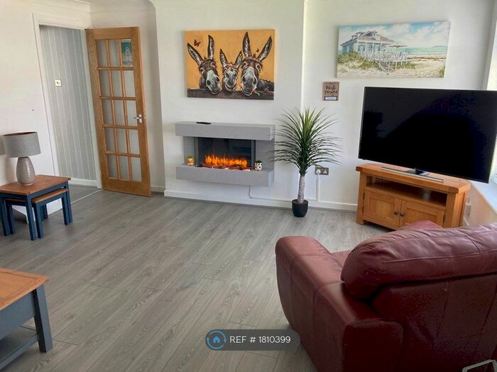 3 Bedroom Detached House To Rent In The Roundmeade, Maghull, L31