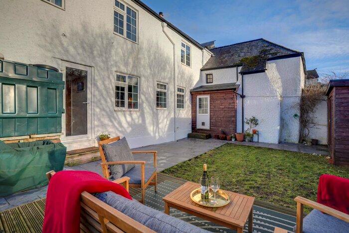 3 Bedroom Cottage For Sale In Combeinteignhead, Newton Abbot, TQ12