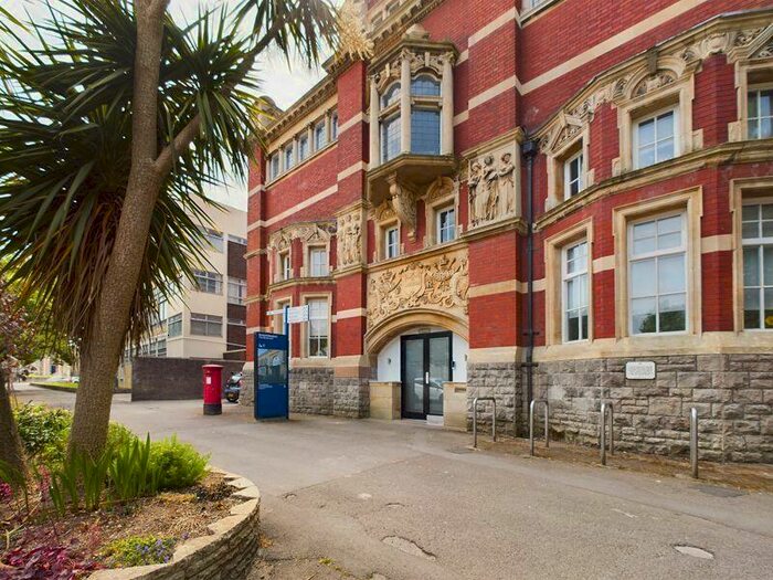 1 Bedroom Apartment To Rent In Boulevard, Weston-super-Mare, BS23
