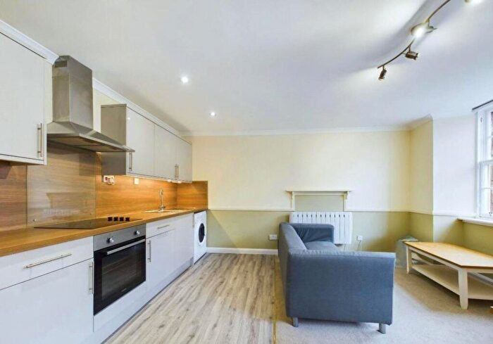 1 Bedroom Property To Rent In Temple Grove, London, NW11