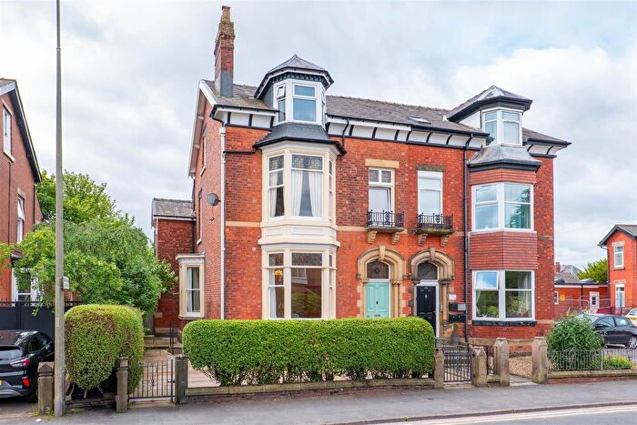 5 Bedroom Semi-Detached House For Sale In Southport Road, Chorley, PR7