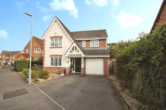 4 Bedroom Detached House For Sale In Webbs Court, Lyneham, SN15
