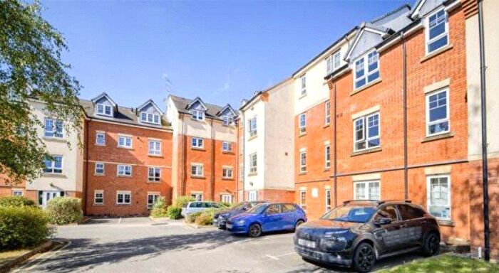 2 Bedroom Apartment For Sale In Turberville Place, Warwick, Warwickshire, CV34