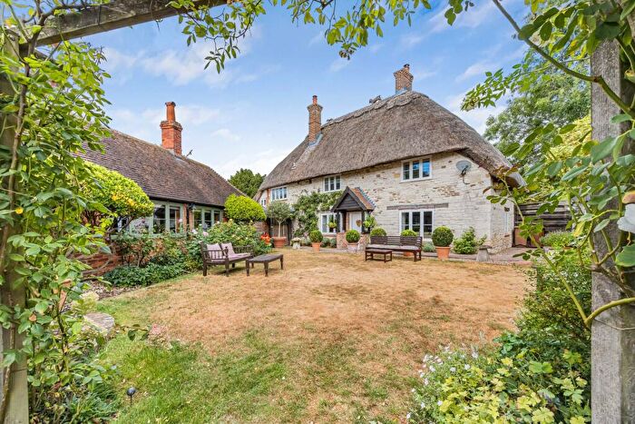 4 Bedroom Detached House For Sale In Uffington, Oxfordshire, SN7