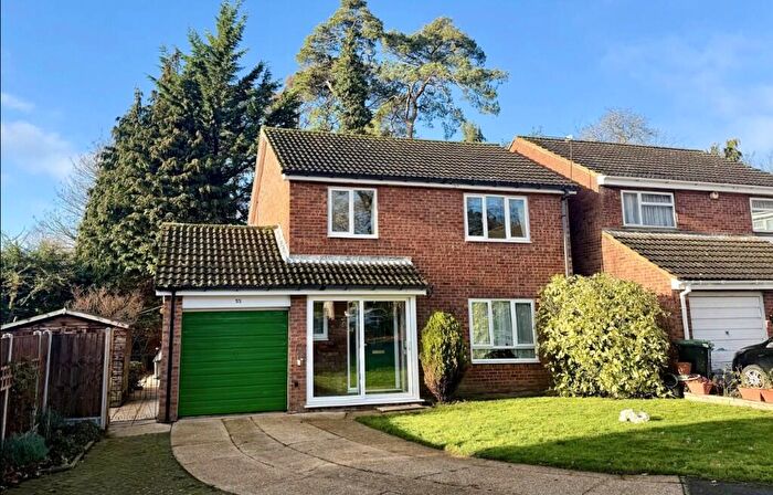 4 Bedroom Detached House For Sale In Hunting Gate, Hemel Hempstead, Hertfordshire, HP2