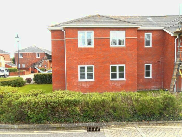 2 Bedroom Flat To Rent In Horseguards, Exeter, EX4
