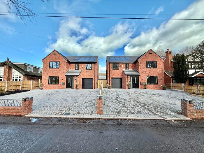 4 Bedroom Detached House For Sale In The Robins, Sandy Lane, Aston, CW5