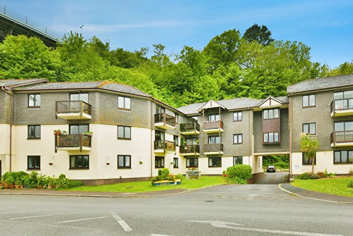 2 Bedroom Flat For Sale In Old Ferry Road, Saltash, PL12