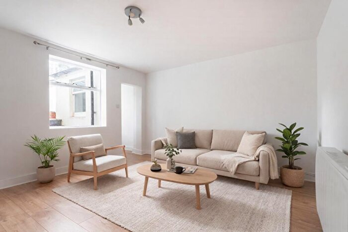 1 Bedroom Apartment For Sale In Chatham Place, Brighton, BN1