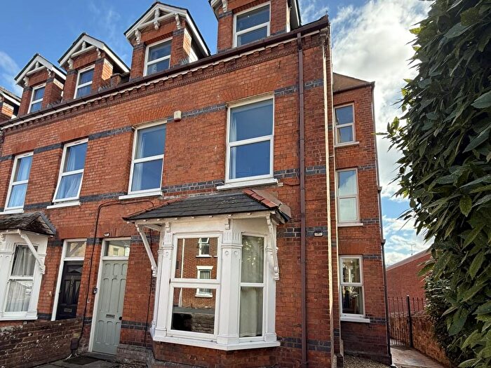 7 Bedroom Terraced House To Rent In Howell Road, Exeter, EX4