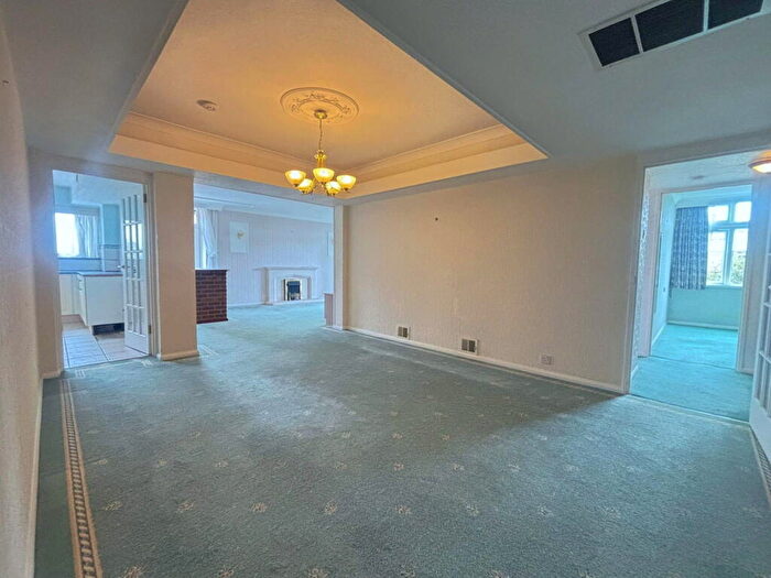 2 Bedroom Flat For Sale In The Bowls, Chigwell, IG7