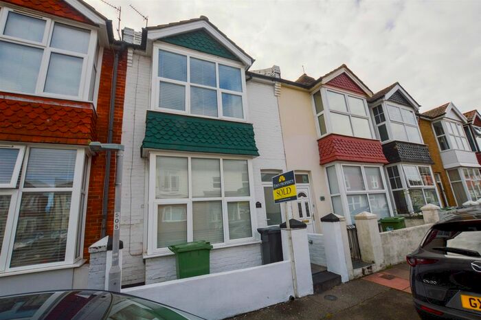 3 Bedroom Terraced House To Rent In Dursley Road, Eastbourne, BN22