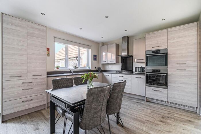 3 Bedroom Detached House For Sale In Rookabear Avenue, Roundswell, Barnstaple, Devon, EX31