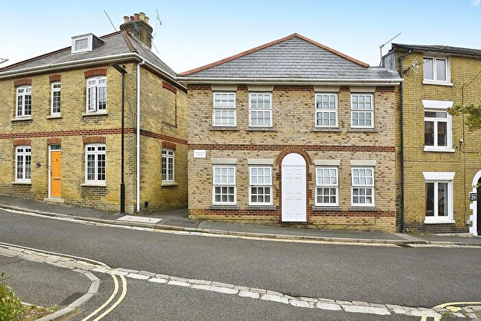 2 Bedroom Terraced House To Rent In Middleton Terrace, Cross Street, Cowes, PO31