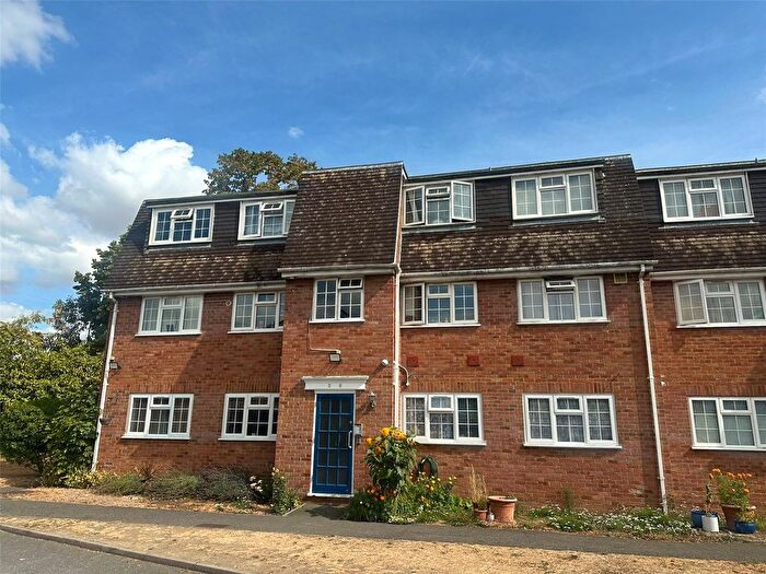 2 Bedroom Flat To Rent In London Road, Langley, Slough, SL3