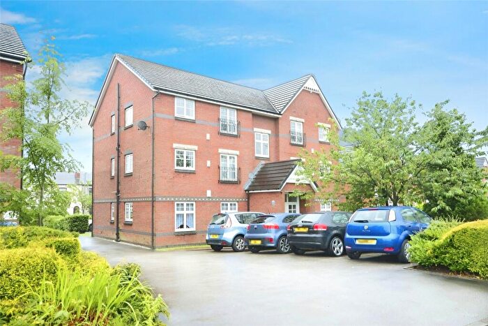 2 Bedroom Flat To Rent In Dixon Green Drive, Farnworth, Bolton, BL4