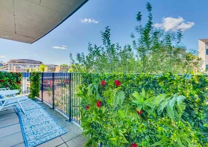 1 Bedroom Apartment To Rent In Palgrave Gardens, London, NW1