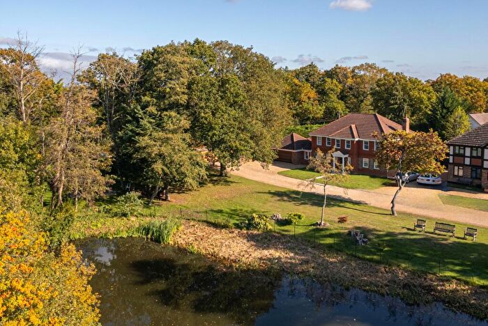 5 Bedroom Detached House For Sale In Attenborough Close, Fleet, GU51