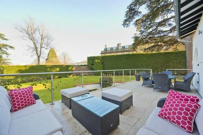 4 Bedroom Semi-Detached House To Rent In Ottershaw Park, Ottershaw, KT16