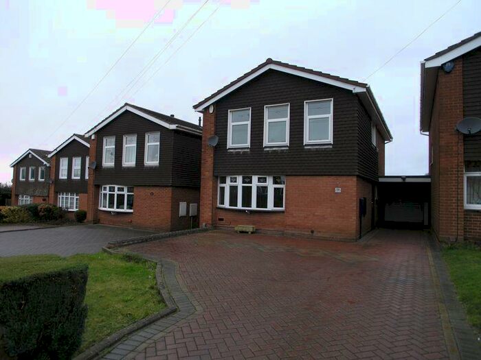 4 Bedroom Detached House To Rent In Jews Lane, Dudley, DY3
