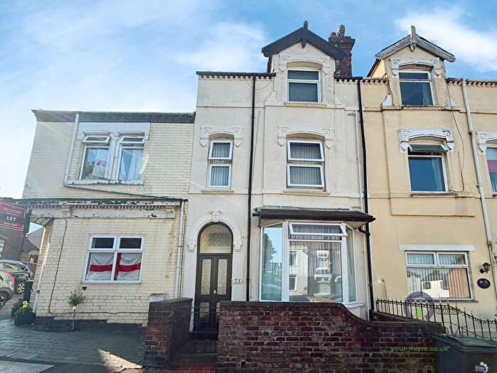 1 Bedroom Flat To Rent In Hall Street, Burslem, Stoke-On-Trent, Staffordshire, ST6
