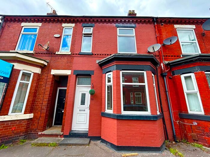 3 Bedroom Terraced House To Rent In Grange Street, Salford, M6