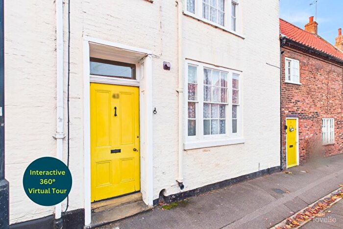 3 Bedroom Terraced House For Sale In Whitecross Street, Barton-upon-Humber, North Lincolnshire, DN18
