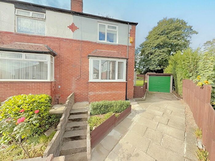2 Bedroom Semi-Detached House For Sale In Prince Edward Grove, Leeds, LS12