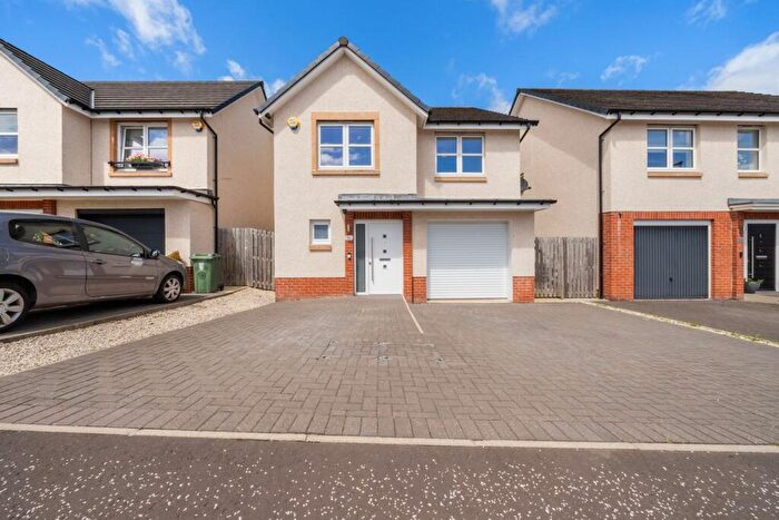 4 Bedroom Detached House For Sale In Toptowie Drive, Denny, FK6