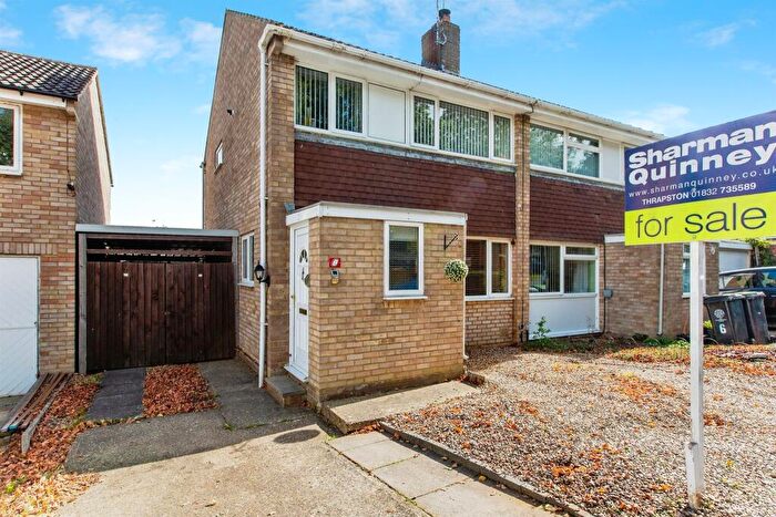 3 Bedroom Semi-Detached House For Sale In Washington Court, Thrapston, Kettering, NN14
