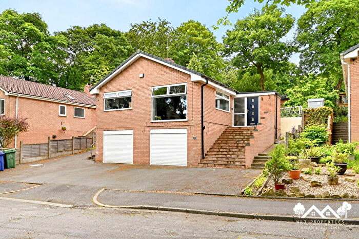 3 Bedroom Detached House For Sale In Oak Hill Close, Accrington, BB5