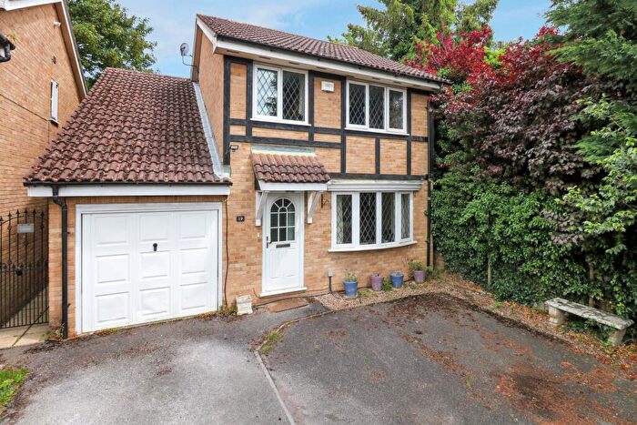 4 Bedroom Detached House For Sale In Portland Close, Burnham, Berkshire, SL2