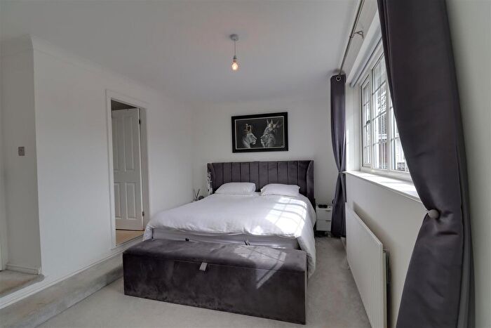 5 Bedroom Detached House For Sale In Cheriton Way, Wistaston, Crewe, CW2