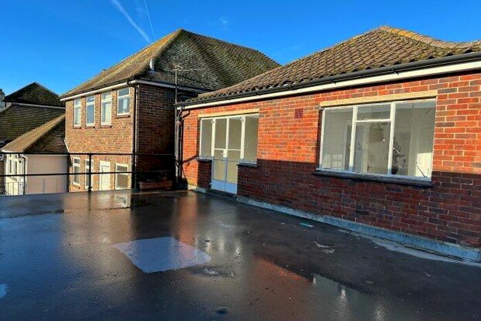 2 Bedroom Flat To Rent In High Street, Hythe, CT21