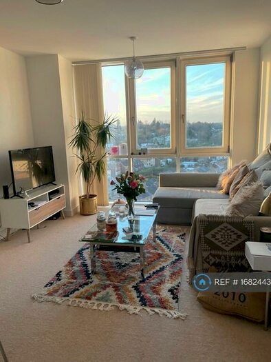 1 Bedroom Flat To Rent In Cotterells, Hemel Hempstead, HP1