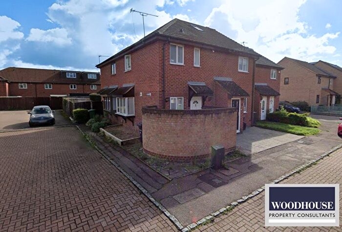 1 Bedroom Terraced House To Rent In Leaforis Road, Cheshunt, EN7