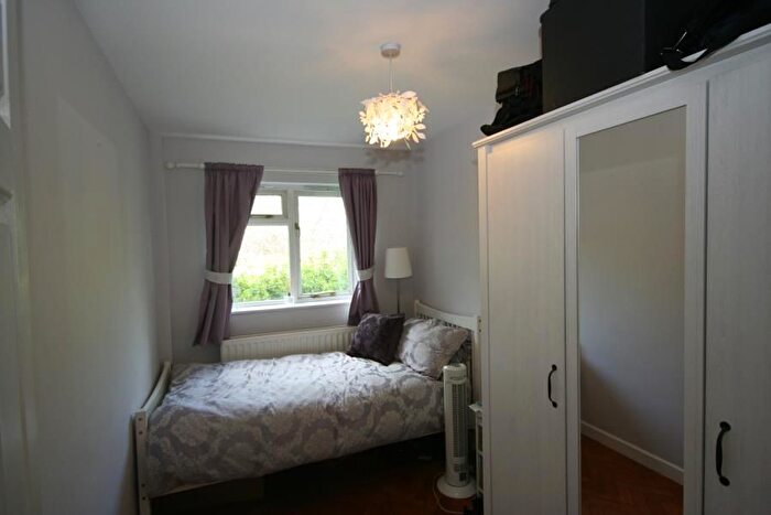 2 Bedroom Flat To Rent In Beverley Gardens, Wembley, HA9