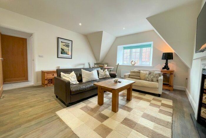 1 Bedroom Flat To Rent In High Street, Crowborough, TN6