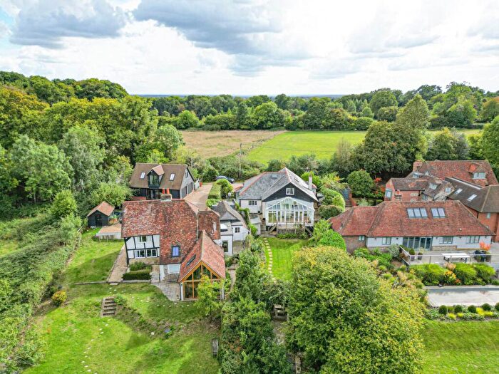 4 Bedroom Detached House For Sale In Shepherds Green, Rotherfield Greys, RG9