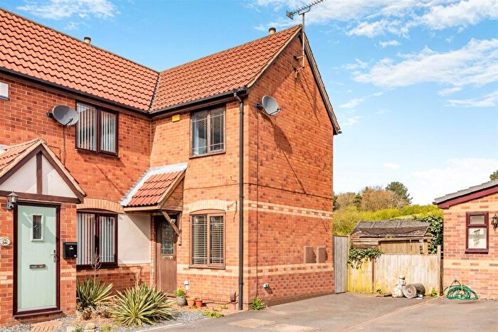 2 Bedroom Semi Detached House For Sale In Kingswood Drive, Kirkby-in-Ashfield, NG17