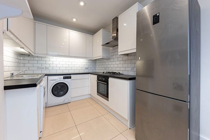 2 Bedroom Flat To Rent In Bryanston Square, London, W1H