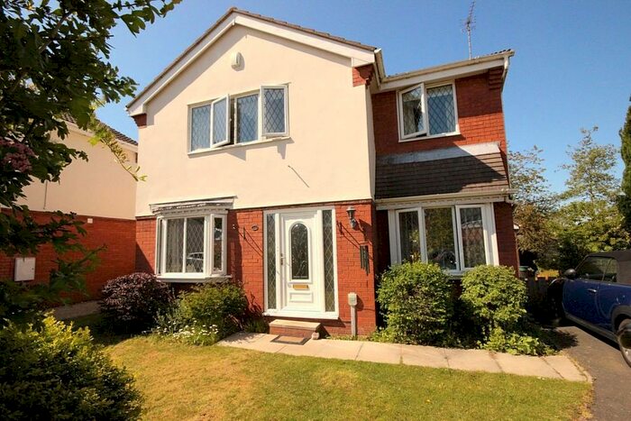 4 Bedroom Detached House To Rent In Guildford Close, Beverley, East Riding Of Yorkshire, Uk, HU17