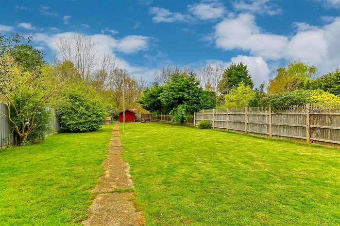 4 Bedroom Semi-Detached House For Sale In Caring Lane, Bearsted, Maidstone, Kent, ME14