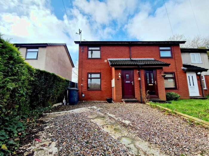 2 Bedroom Semi-Detached House To Rent In Greenhill, Prestwich, Manchester, M25