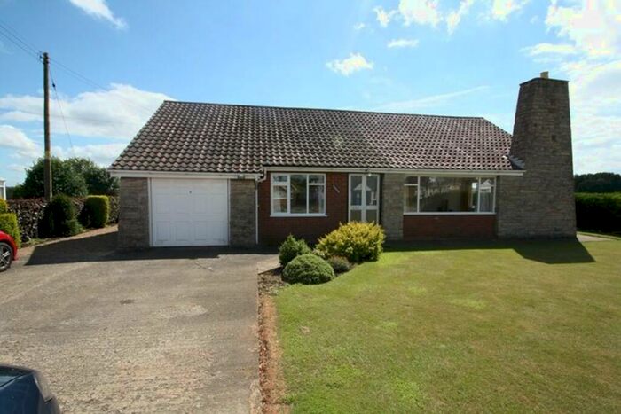 3 Bedroom Bungalow To Rent In Bed Detached Bungalow Ralphs Lane, Frampton, PE20