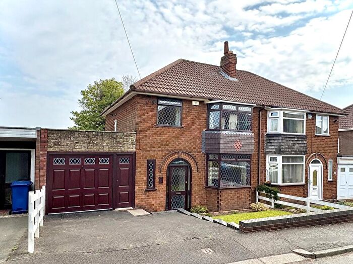 3 Bedroom Semi-Detached House For Sale In The Paddock, Sedgley, DY3