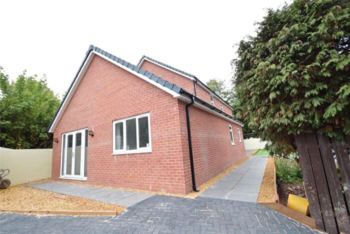 2 Bedroom Apartment For Sale In Westfield Gardens, Malpas, Newport, NP20